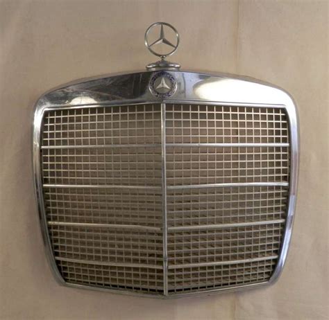Classic Mercedes Benz Grill At 1stdibs Vintage Mercedes Grill Old