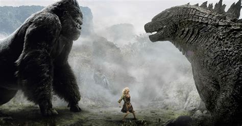 Александр скарсгард, милли бобби браун, эйса гонсалес и др. Godzilla vs. King Kong Gets New Release Date | Cosmic Book ...
