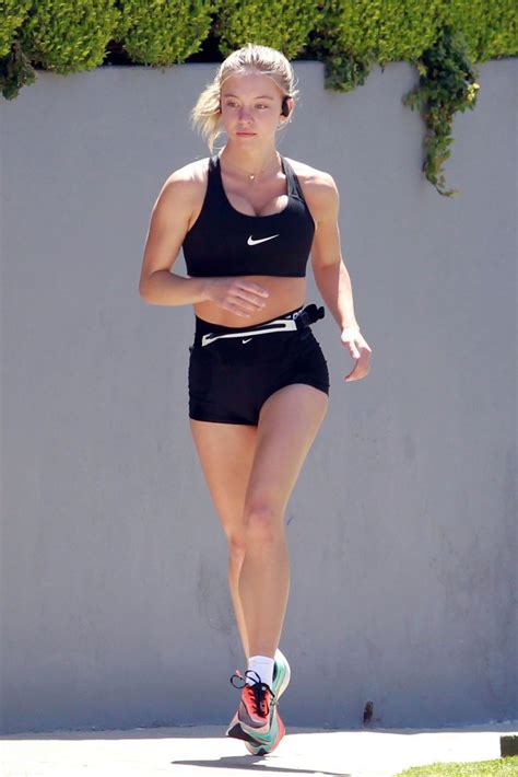 Sydney Sweeney Jogging In La 04 16 2020 Fashion Women Celebs