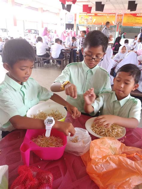 Laporan program pertandingan bola tampar dan bola jaring. Pertandingan Memasak Unit Beruniform | SK FELDA INAS ...