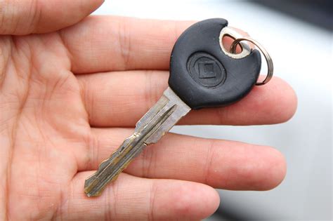 Unlock your car door with a shoelace in 10 seconds open a door lock without a key: How to Retrieve Keys Locked Inside a Car with a Pull Up ...