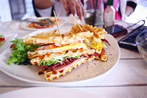Chicken can be used in all types of salads, such as pasta or a green salad. Resepi Grilled Chicken Salad - Recipes Pad f