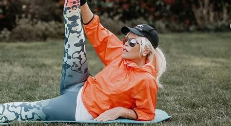 Ajda pekkan en iyi şarkılar 2021 | ajda pekkan tüm albüm 2021 ruclip.com/video/far3fwwu0nk/видео.html. Ajda Pekkan'dan karantina günlerinde spor paylaşımı