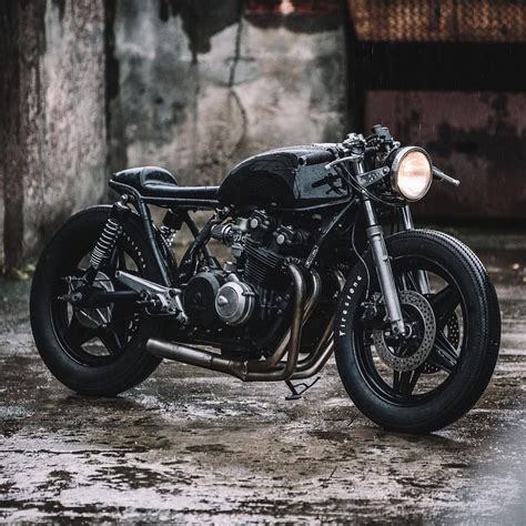 Double Vision Two Yamaha Xs650 Cafe Racers From Hookie Artofit