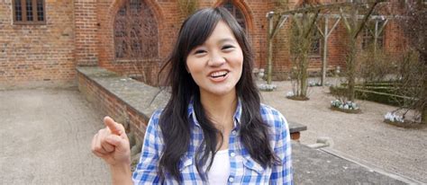 There is a trick to learn chinese number as we will tell you now. How to Pronounce Difficult Words in Mandarin Chinese