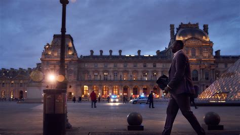 For lupin, we'll call it the gentleman thief's theme. 'Lupin' deel 2: Kijken of toch laten zitten? - SerieTotaal