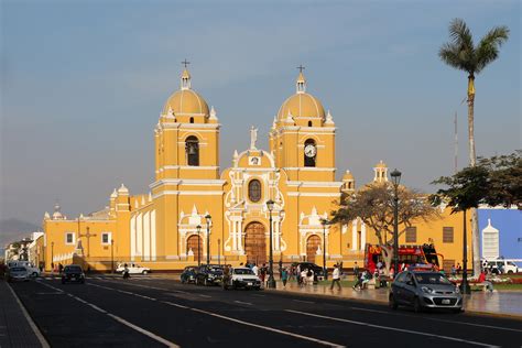 Filecathedral Of Trujillo Peru 01 Wikimedia Commons