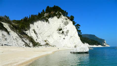 From wikipedia, the free encyclopedia. Conero, trent'anni di parco - #piemonteparchi