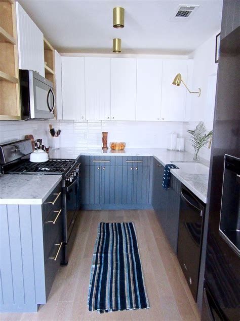 Browse photos of kitchen designs. Silver Lake Small Kitchen Remodel - Black Appliance Trend ...