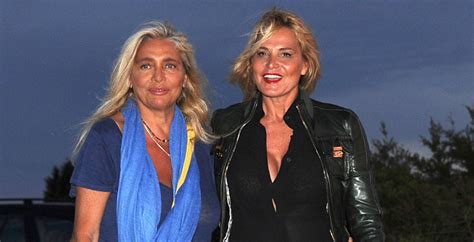 In realtà è vivo e vegeto, ma la notizia buttata lì da qualcuno è arrivata. SIMONA VENTURA E MARA VENIER APERITIVO INSIEME - MammeOggi.it