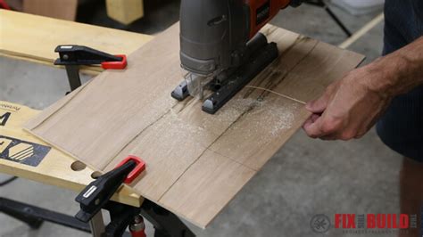I just used scraps and my small shopvac. How to Build a DIY Downdraft Table | FixThisBuildThat