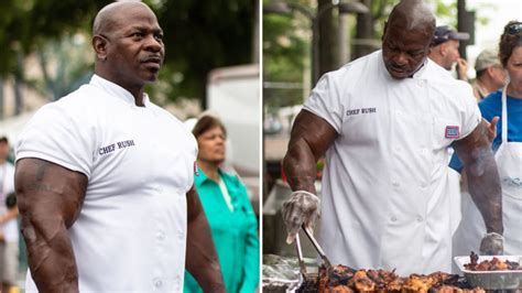White House Chef Andre Rush Flexes His Viral 24 Inch Biceps 2024