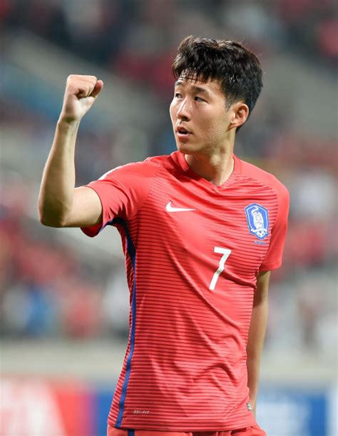 백승호 님의 아이디어 더 보기. SW이슈 손흥민 황희찬 백승호 이승우 "판타스틱4"… AG 출격 ...