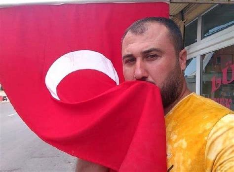 Evine girmek isteyenleri kovalayan kaleci, vuruldu