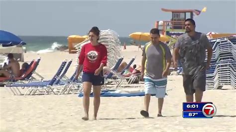 Tourists Robbed At Gunpoint Asked To Strip Naked In Miami Beach Wsvn 7news Miami News