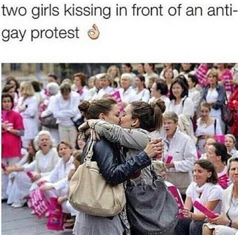 Lesbians Kissing Kissing Couples Lgbt Couples Lesbian Love Lesbian Quotes Top Photos Fan