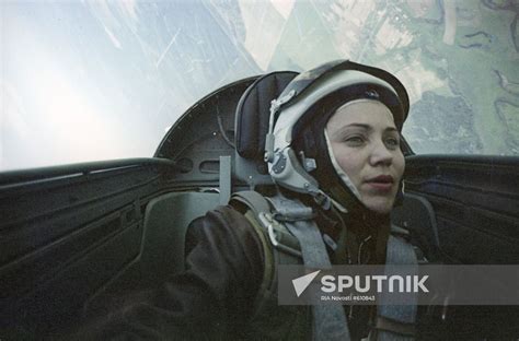 pilot marina popovich sputnik mediabank