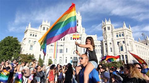 programa fiestas orgullo gay madrid 2022 eventos y lugares clave para no perderse