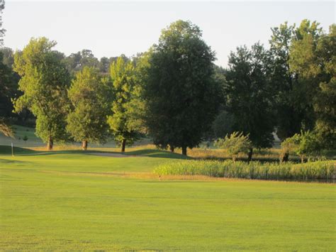 The oldest course in the cullman area is the cross creek golf course which was designed by curtis davis and opened in 1952. Gallery - Cross Creek Golf Course