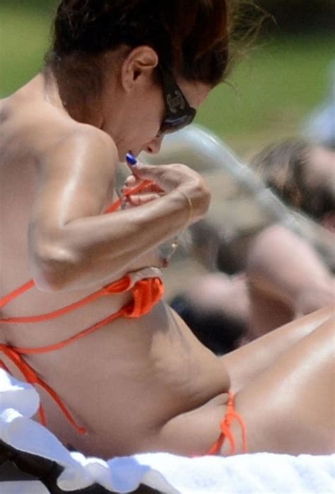 Eva Longoria Nip Slip 5 Photos The Sex Scene