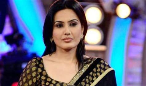 Ex Bigg Boss Contestant Kamya Punjabi Looks Smoking Hot In Blue Bikini