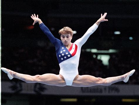 Kerri Strug Usa Artistic Gymnastics Hd Photos Atlanta Olympics Gymnastics Photos