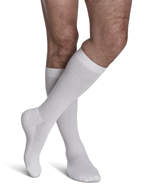 Sigvaris Cushion Cotton Calf 15 20 Mm Hg A White Mens Socks