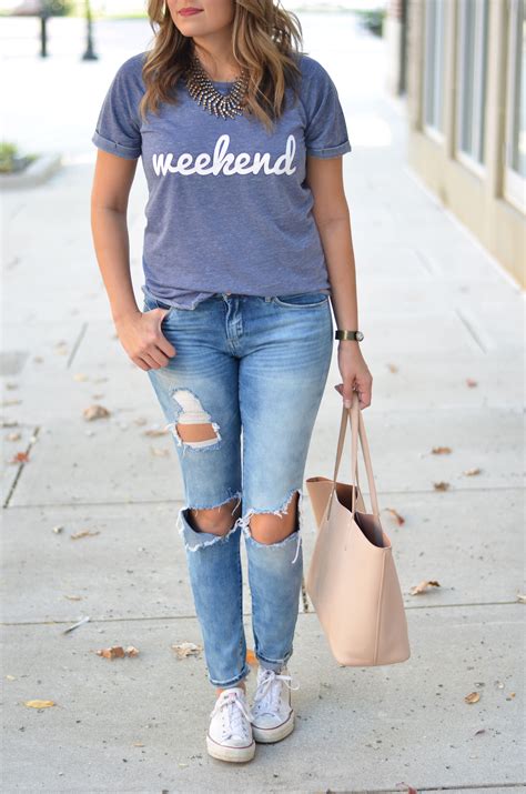 Weekend Graphic Tee Outfit By Lauren M