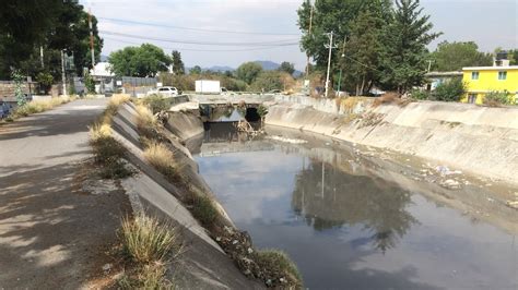 Conagua retira basura de ríos y cauces principales del Valle de México