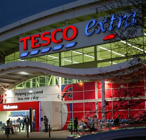 Supermarket Price War Looms As Tesco Slashes Prices In Bid To Boost