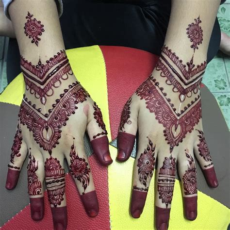 100 gambar henna tangan yang cantik dan simple beserta cara. √ 60+ Gambar Motif Henna Pengantin: Tangan dan Kaki yang ...