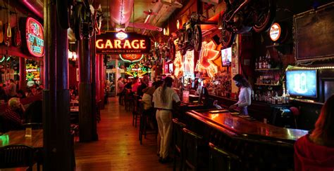 Dingy Delights 10 Of The Best Dive Bars In Toronto Dished