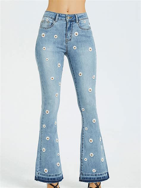 Pretty Stylish Flower Embroidery Flare Jeans