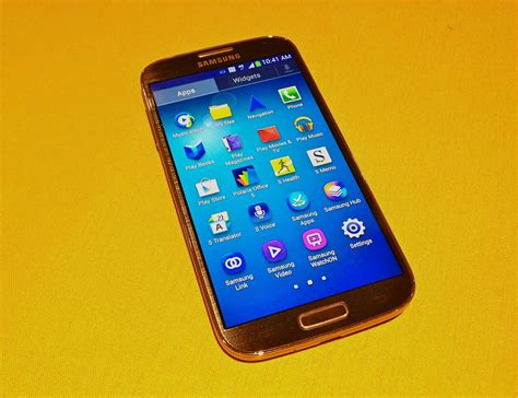 Samsung Galaxy S4 Has Bigger Display And Bolder Software Lauren Goode