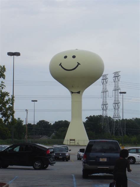 Happy Smiley Face On The Water Tower This Was At River Oak Flickr