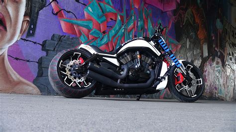Custom Harley Davidson 300 Razor Is Not Your Regular La Police