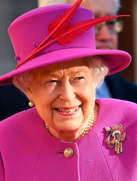 The Queen Elizabeth Tiara Mania Queen Elizabeth Ii Of The United