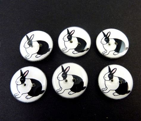 6 Rabbit Buttons Easter Bunny Sewing Buttons Etsy Black And White