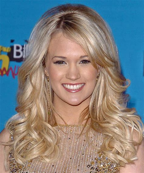 35 Carrie Underwood Hairstyles And Haircuts Celebrities