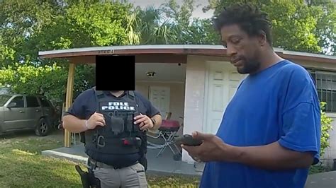 Videos Show Confusion As Florida Police Arrest People On Voter Fraud Charges The New York Times