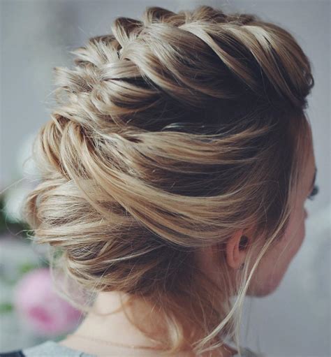 Hottest Prom Hairstyles For Short Hair