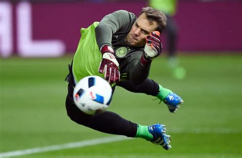 Game log, goals, assists, played minutes, completed passes and shots. Manuel Neuer Height Weight Body Statistics - Healthy Celeb
