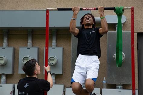 Try This Workout To Improve Run Times And Pull Ups