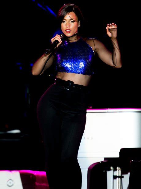 Alicia Keys Takes To The Stage For Rock In Rio 2013 Pictures Of The