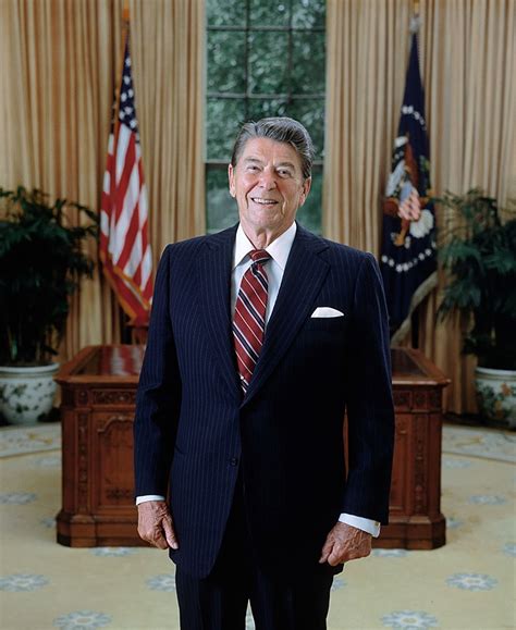 Ronald Reagan Us Präsident Von 1981 Bis 1989 Von Hollywood In Die