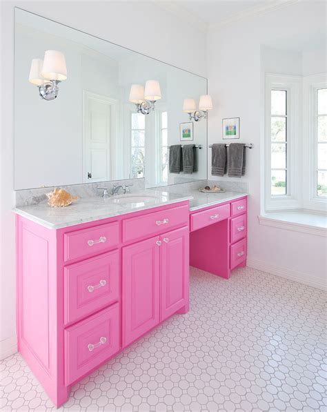6 Ways To Decorate With Pink In The Bathroom