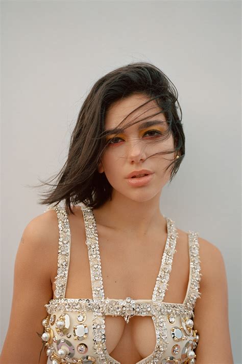 Dua Lipa shares 6 tips on looking after your mental health | Vogue India