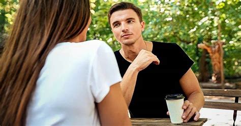 18 signs he s just not interested in you there s no mistaking these