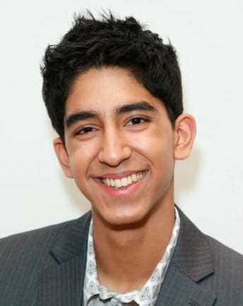 Best hairstyle for big ears. Hairstyles For Men With Big Ears: 10 Styling Tips to copy ...