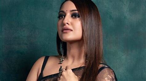 Sonakshi Sinha Learnt A Lot Of Things By Just Observing Salman Khan Bollywood News The